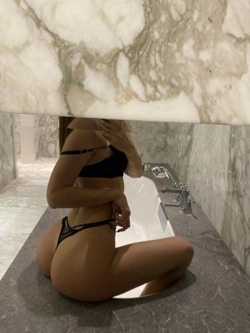 София Миниатюрная Брюнетка фото 6